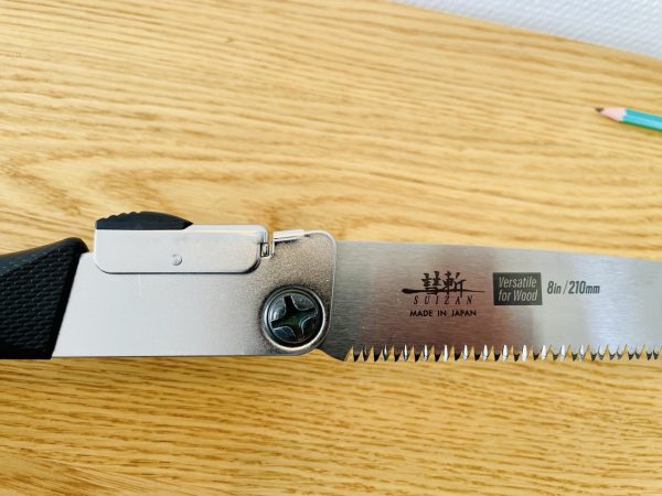 SUIZAN Japanese Compact Folding Saw 210mm closeup